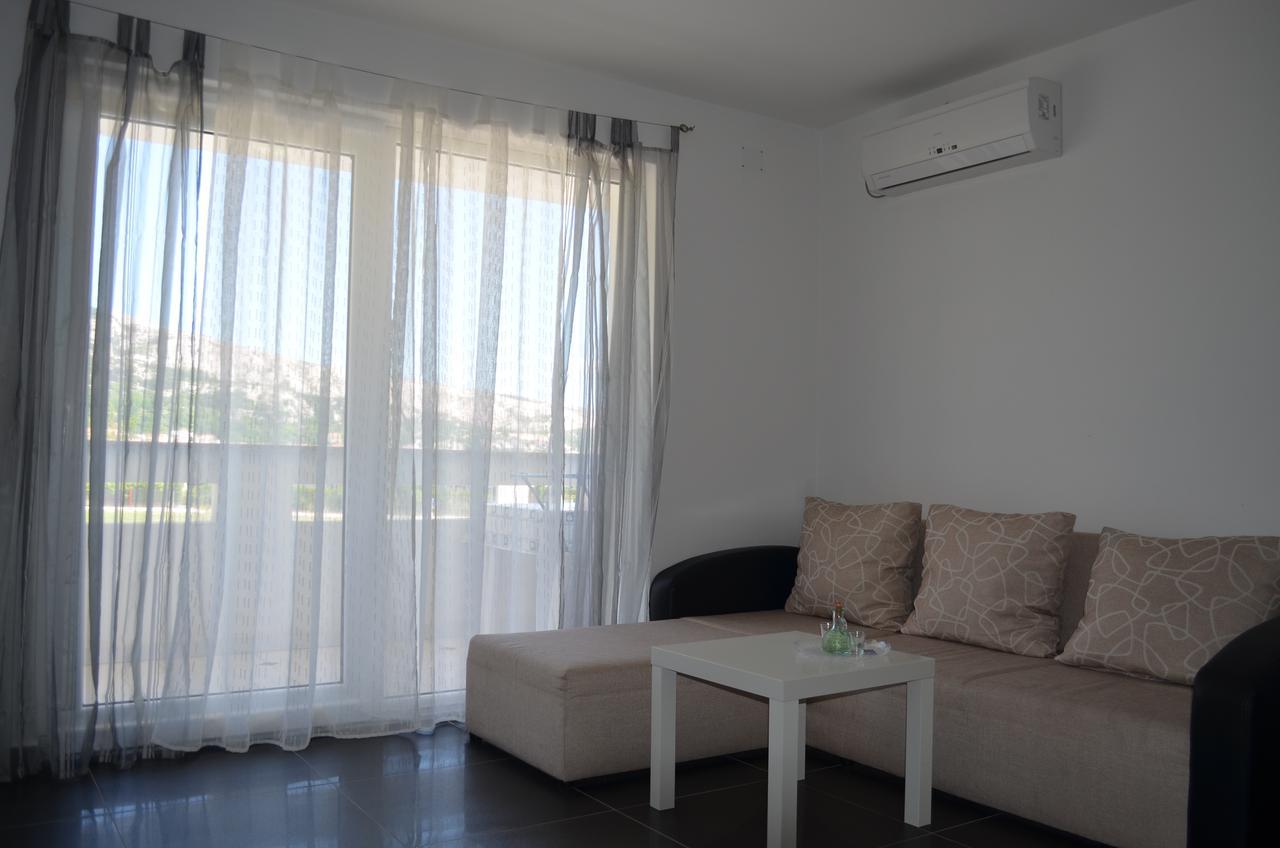 Apartments Mare I Baska  Luaran gambar