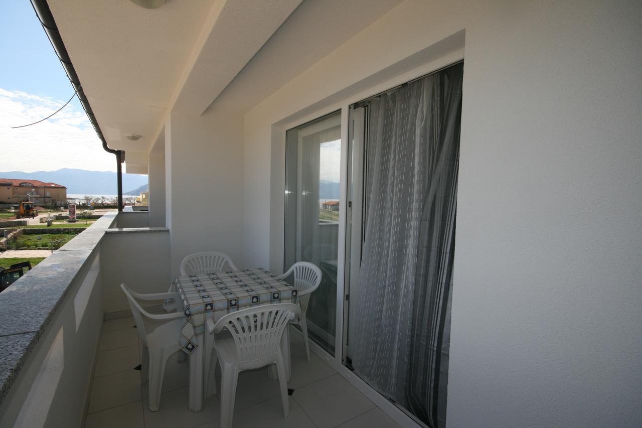 Apartments Mare I Baska  Luaran gambar
